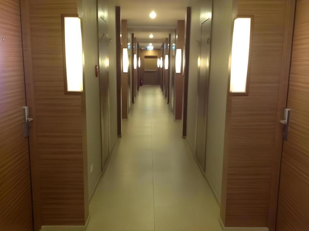 Honey Lodge Pattaya Exterior photo