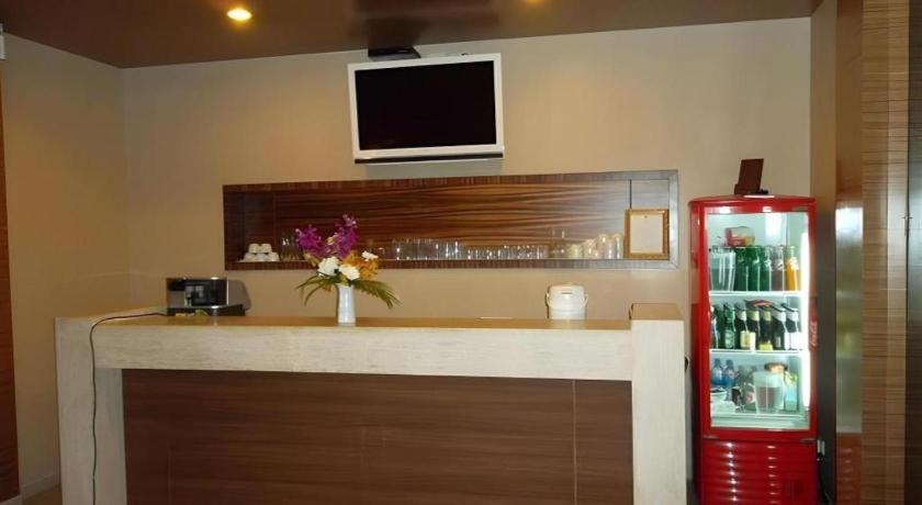 Honey Lodge Pattaya Exterior photo