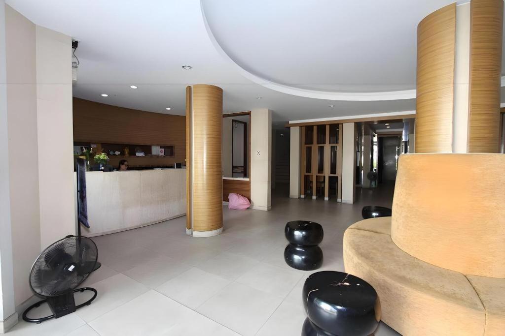Honey Lodge Pattaya Exterior photo