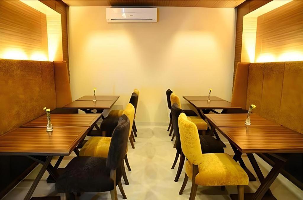 Honey Lodge Pattaya Exterior photo